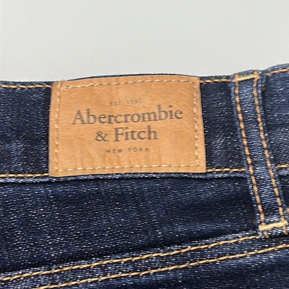 Abercrombie & Fitch Shorts - Picture 4 of 7